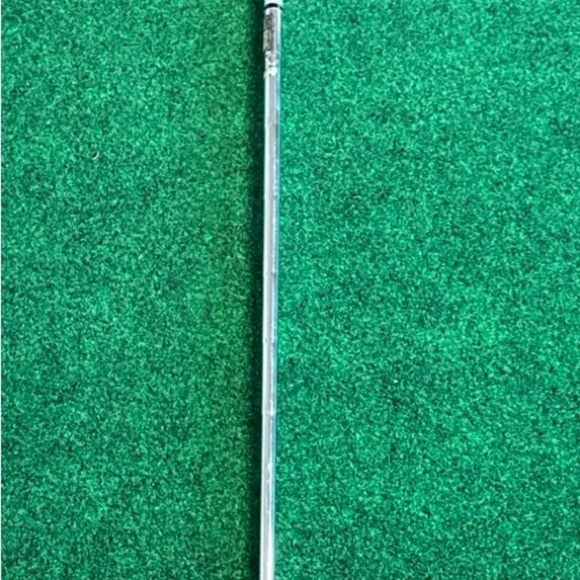 Dunlop Surpass Oversize, 8 Iron, Right Handed, 37.5” - Picture 6 of 8